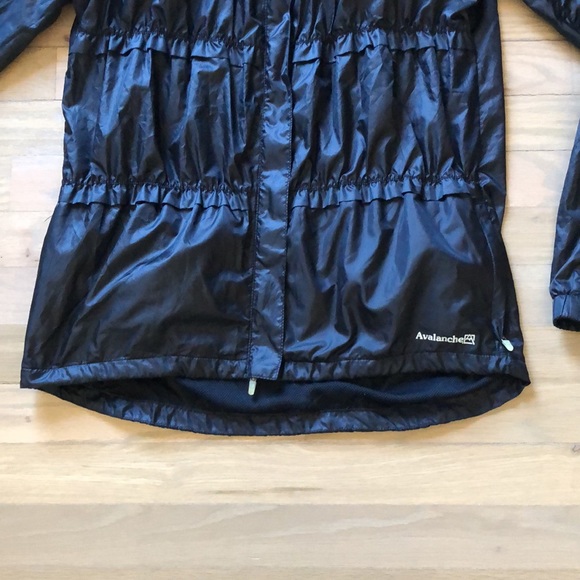 Avalanche Weather Shield Running Shell - Picture 2 of 14